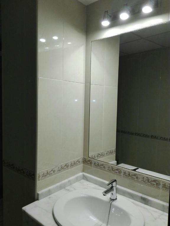 Apartamento Alfonso XII Cordoue Extérieur photo